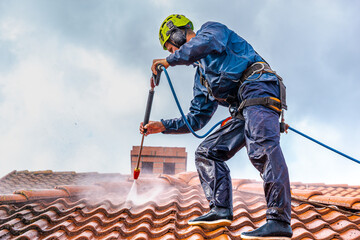 roof man